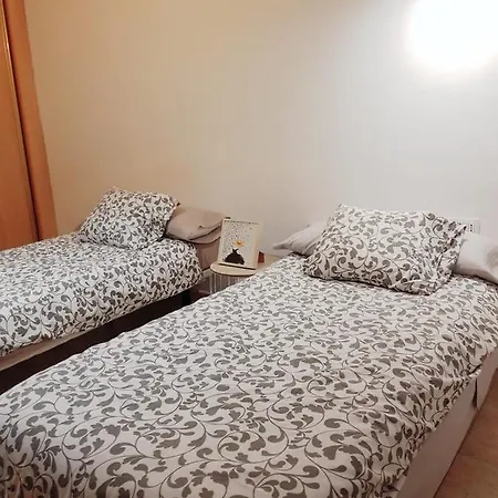 Los Abrigos, 2 Bedrooms And Balcony *