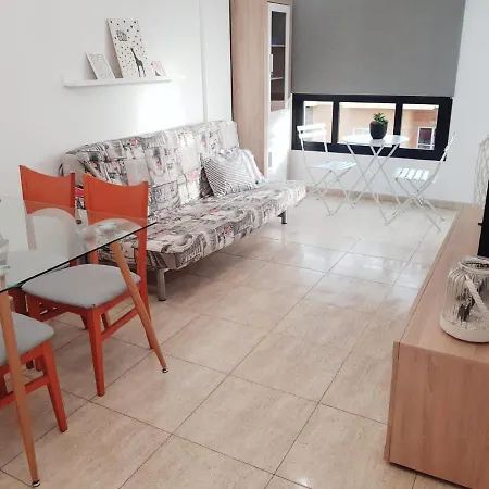 Apartment Los Abrigos, 2 Bedrooms And Balcony