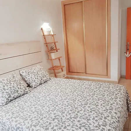 Los Abrigos, 2 Bedrooms And Balcony *